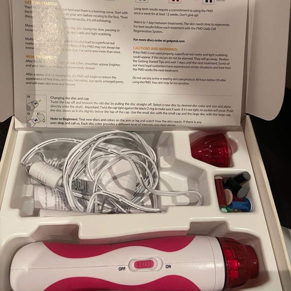 PMD Microdermabrasion Tool (new attachments) - Picture 2 of 3